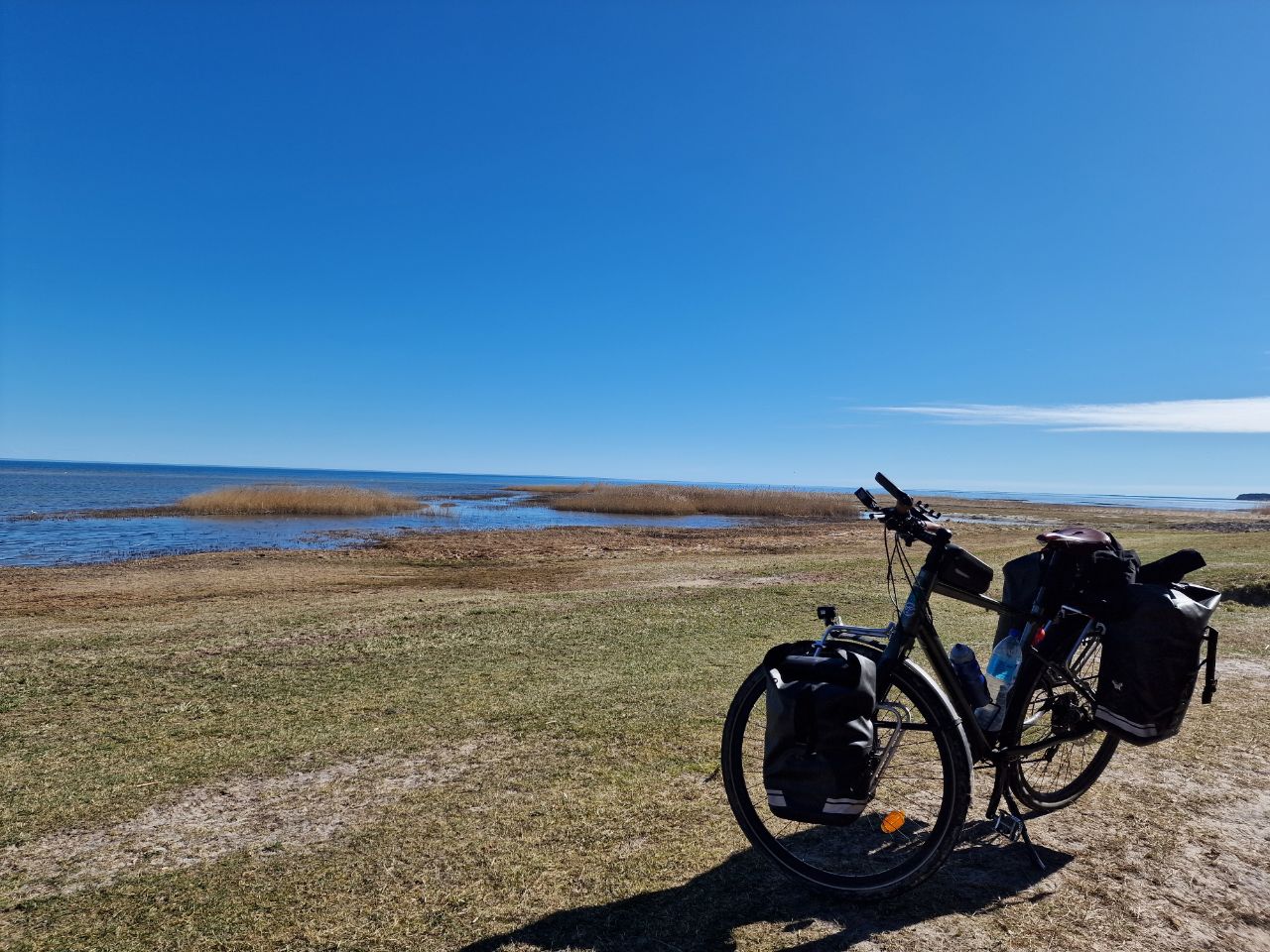 vélo en bord de lac