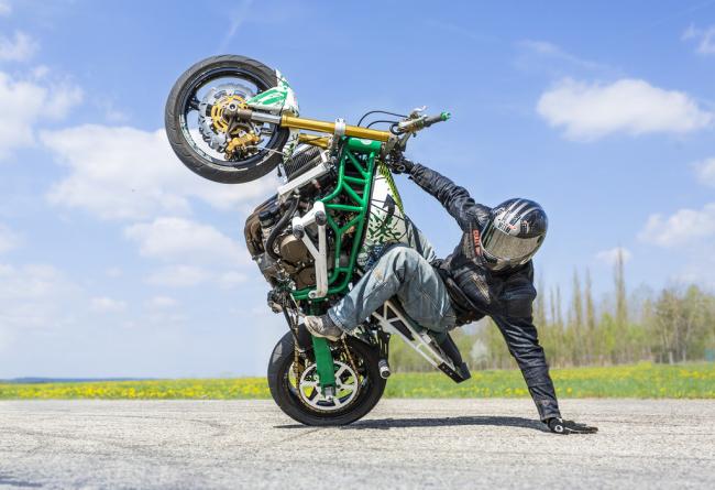 STUNT Bike.jpg