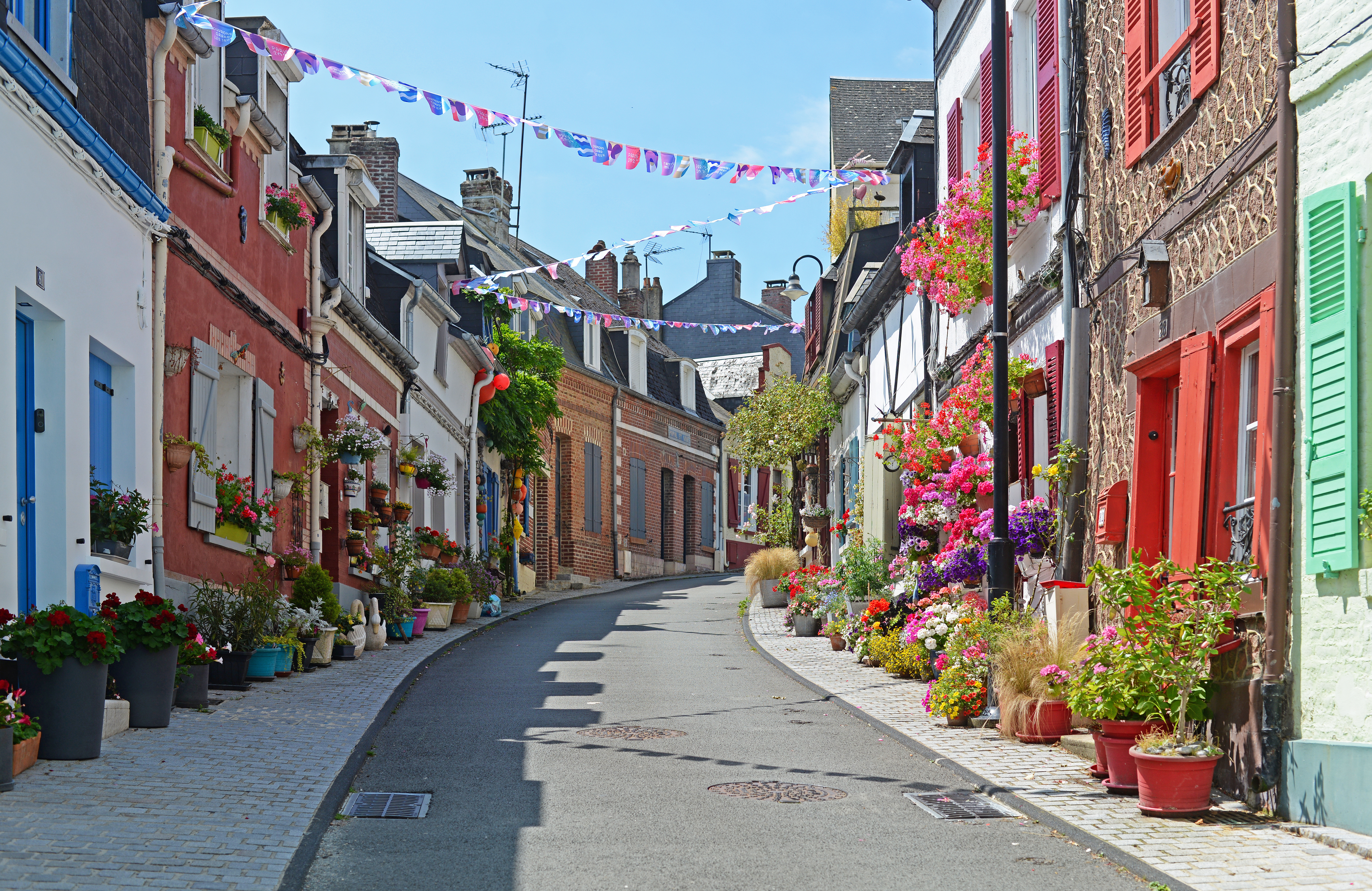 Saint-Valery-sur-Somme en baie de Somme, balade moto dans les Hauts-de-France